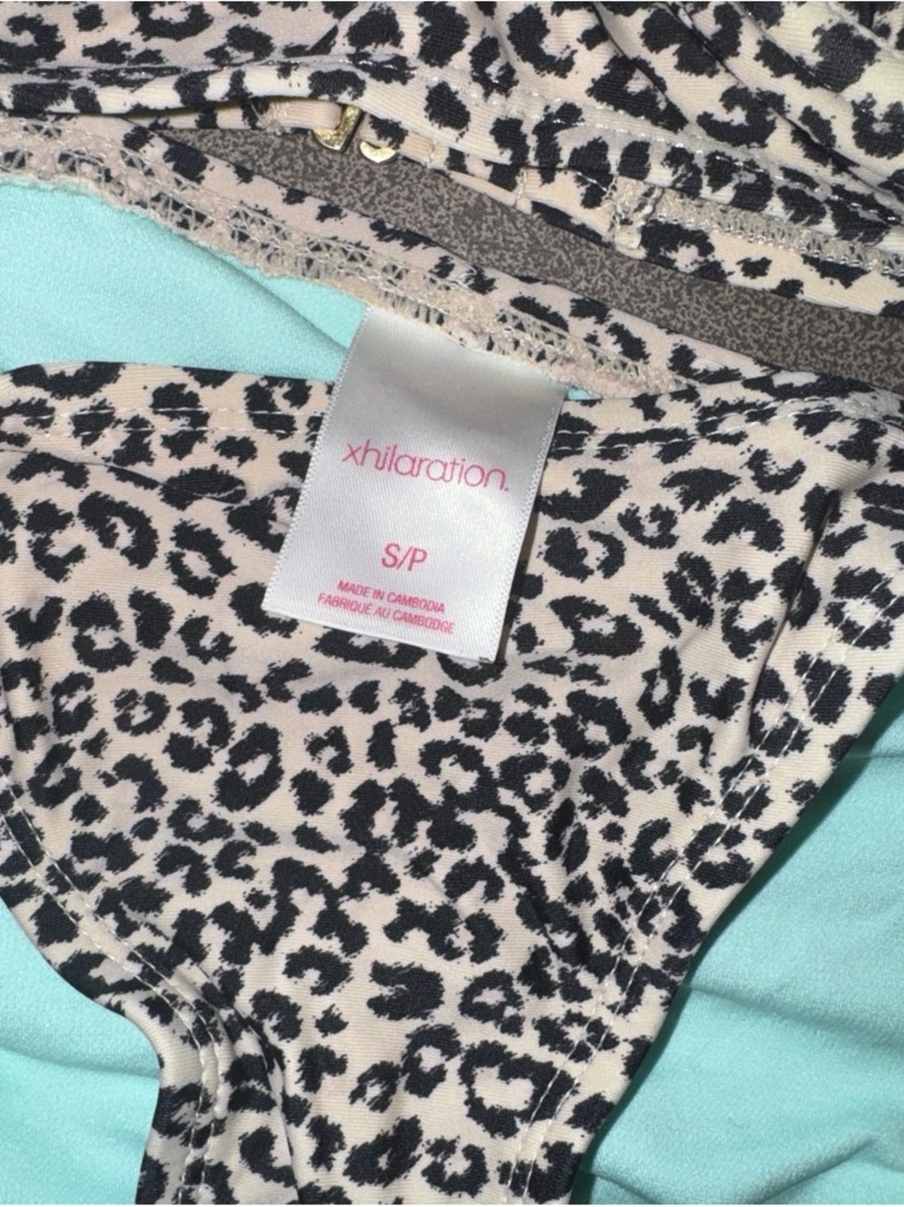 Xhilaration Black and Cream Leopard Print Bikini with Mint Lining - Picture 2 of 3